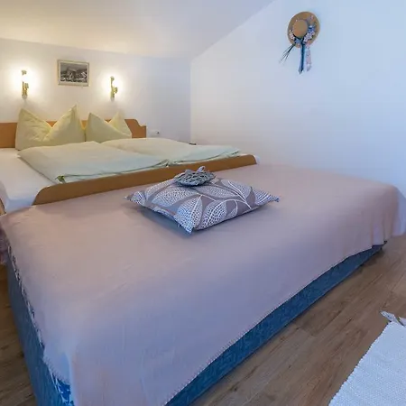 Landhaus - Praxmarer Pensjonat *